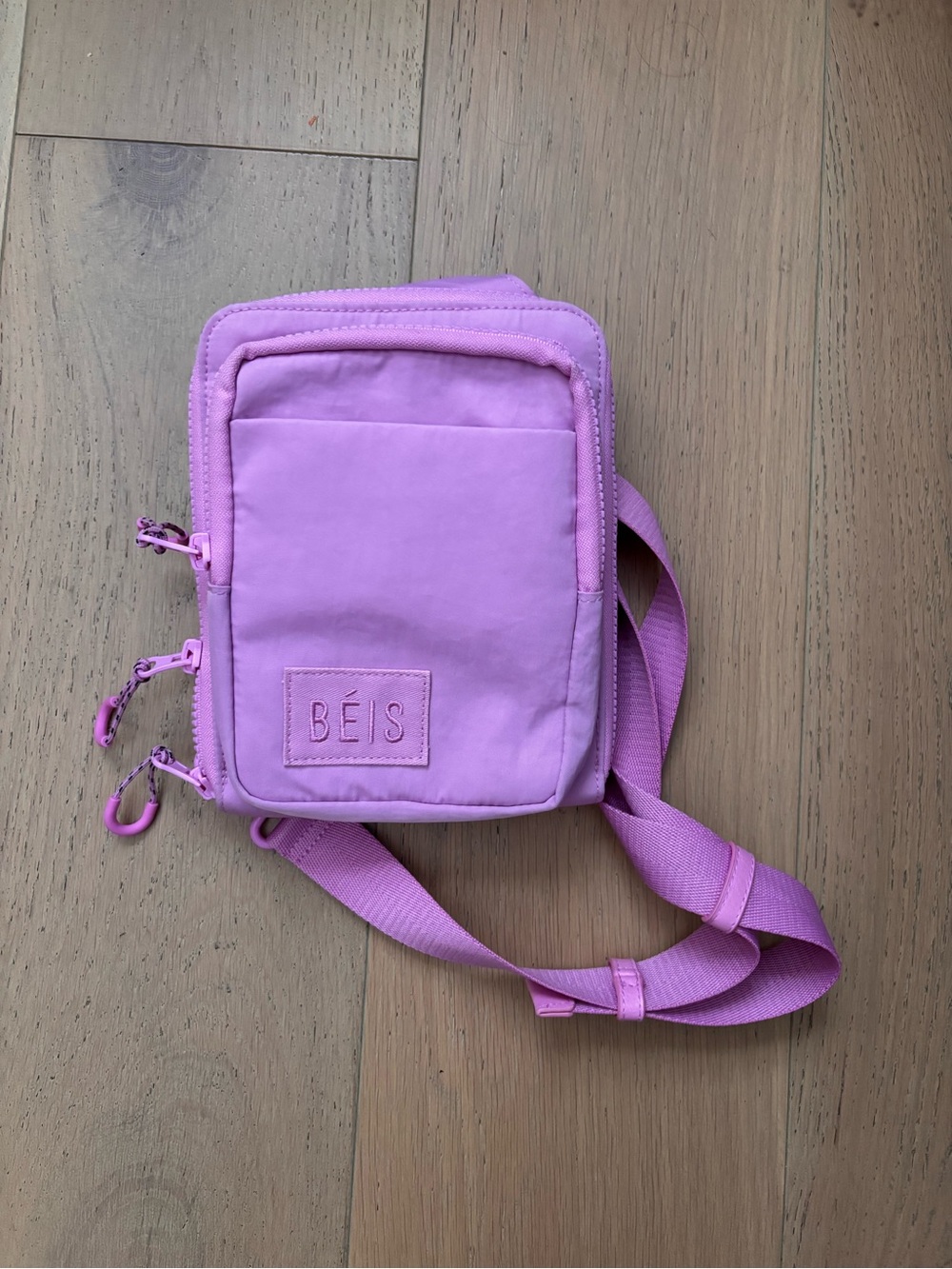 BEIS Berry Crossbody Organizer Bag